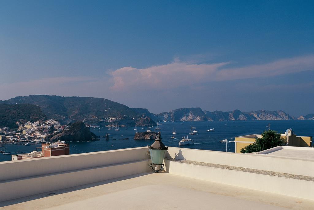 Villa Laetitia Ponza Buitenkant foto